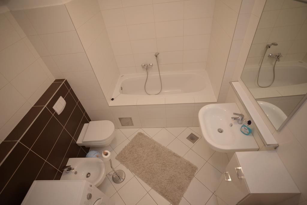 Base Bridge Apartment - Zadar City Centre - Free Parking Esterno foto