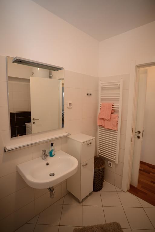 Base Bridge Apartment - Zadar City Centre - Free Parking Esterno foto